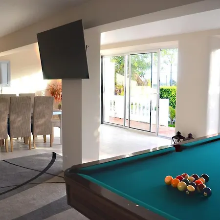 Villa On The By Galantevasques